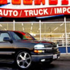 Meet your Posher, Efrain